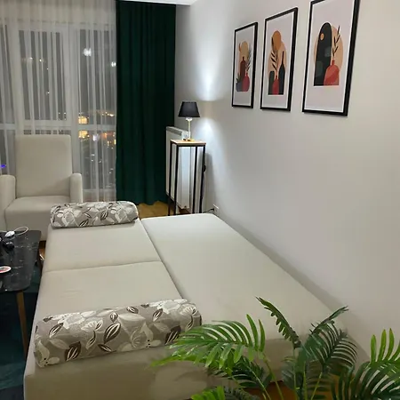 Apartment Aram *